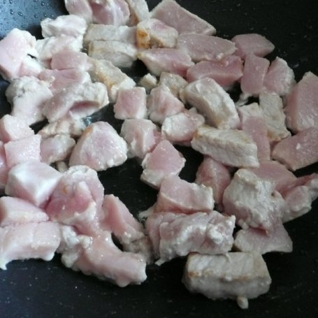 Krok 1 - Smażony makaron z warzywkami foto