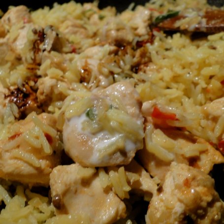 Krok 6 - Smażony ryż z kurczakiem (Hao Pad Gai) foto
