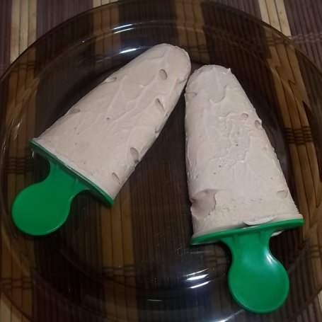 Krok 10 - Śmietankowe lody czekoladowe foto