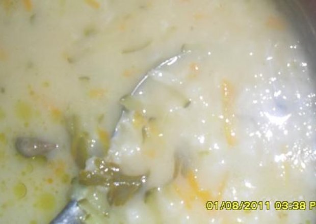 Fotografia przedstawiająca Śmietanowa zupa ogórkowa