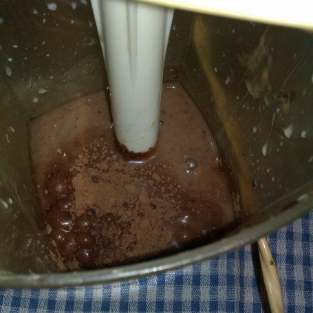 Krok 3 - Smoothie "Śliwka w czekoladzie" foto
