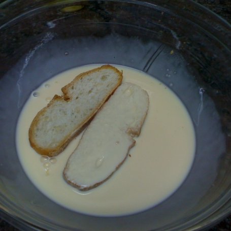 Krok 2 - Śniadaniowe tosty francuskie foto