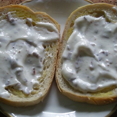 Krok 3 - śniadaniowe tosty z serkiem stracciattela foto