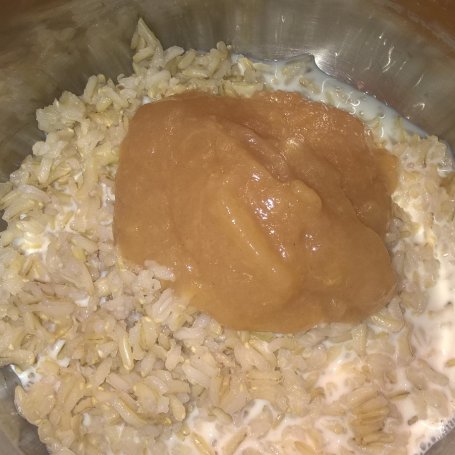 Krok 1 - Śniadaniowy brązowy ryż podwójnie jabłkowy foto