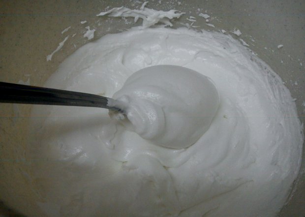 Fotografia przedstawiająca Śnieżny lukier do ciastek
