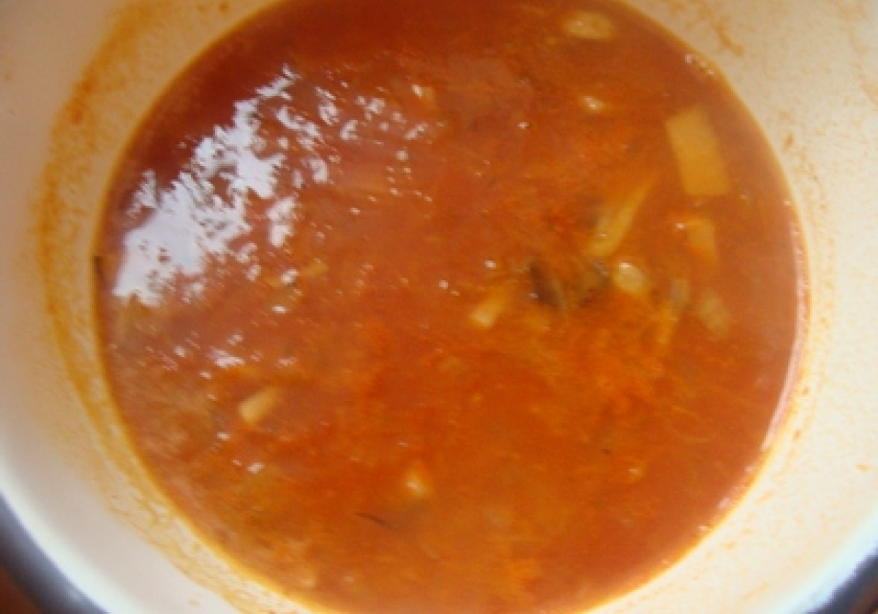 Soczewica w sosie pomidorowym foto