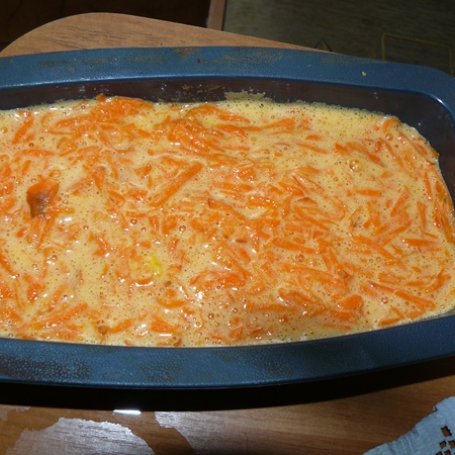 Krok 2 - " Soczyście marchewkowe z orzechową strużką " foto