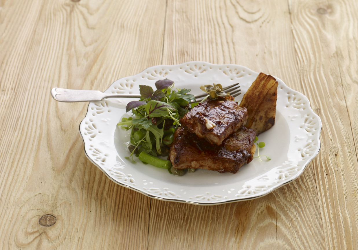 Soczyste żeberka z ketchupem i powidłami śliwkowymi  foto