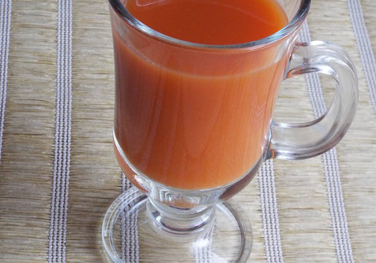 Sok marchew-jabłko-pomarańcza foto