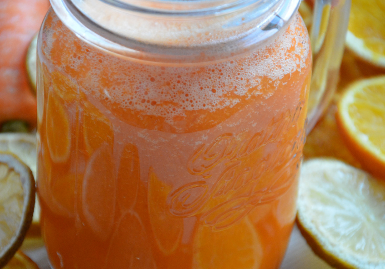Sok marchewkowy z pomarańczą  foto