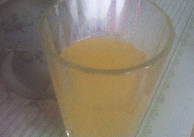 Fotografia przedstawiająca sok pomarańczowo cytrynowy
