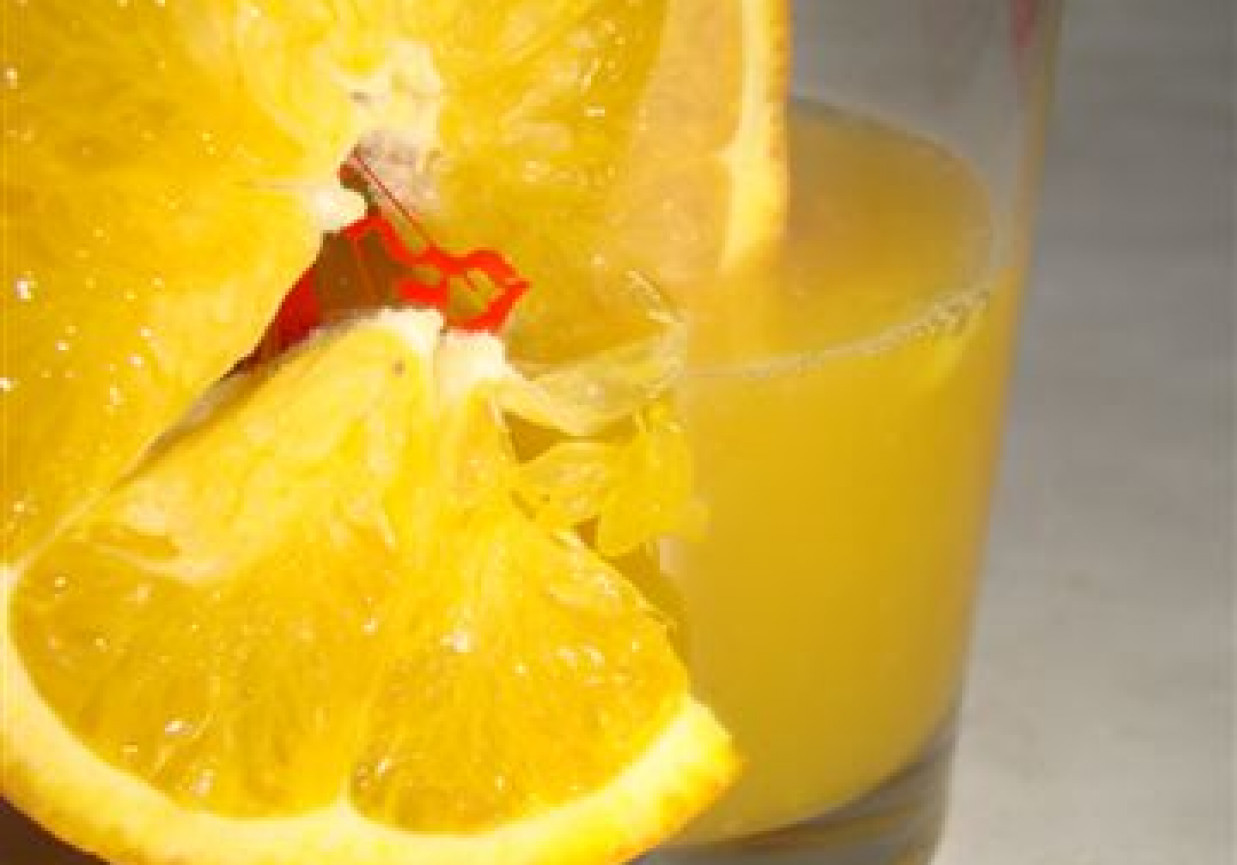 sok pomarańczowy z alkoholem foto
