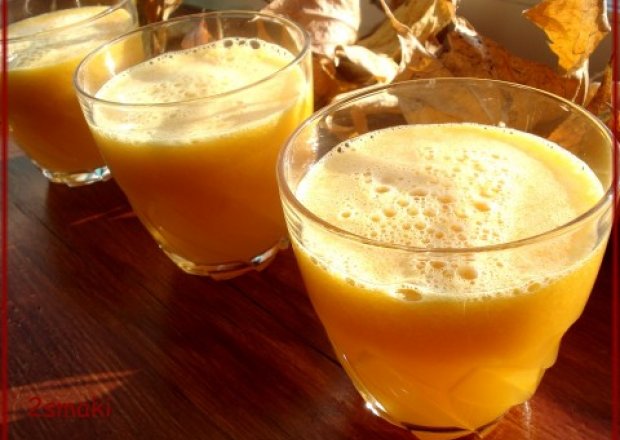 Fotografia przedstawiająca sok pomaranczowy