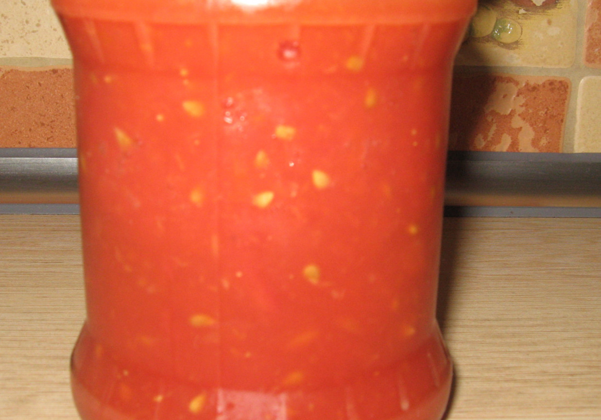 Sok pomidorowy z bazylią foto