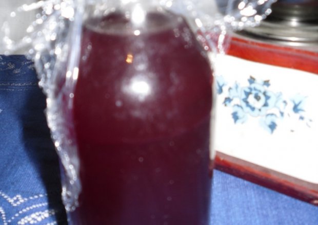 Fotografia przedstawiająca sok wieloowocowy