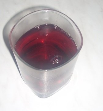 Fotografia przedstawiająca sok z aronii