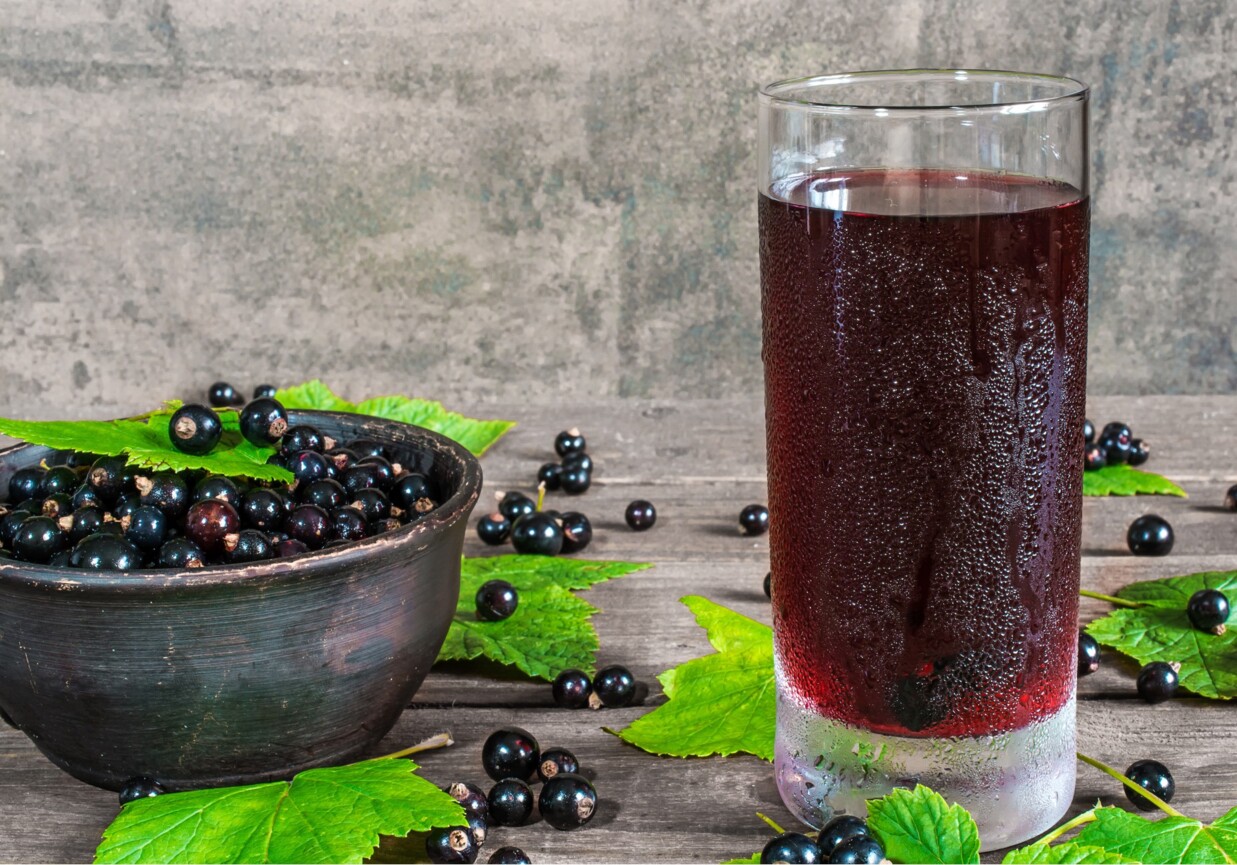 Sok z czarnej porzeczki foto