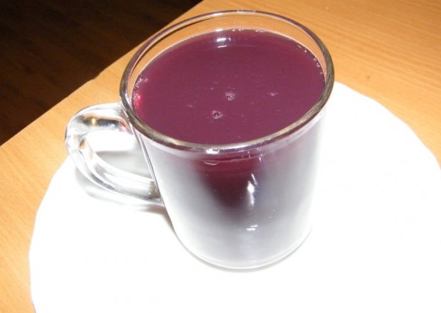 Fotografia przedstawiająca sok z jarzyn