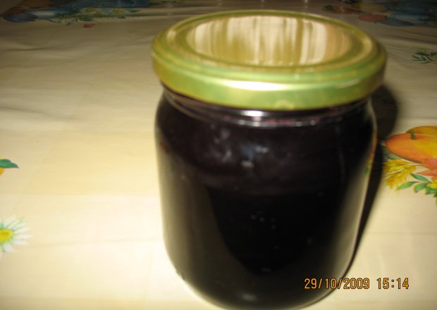 Fotografia przedstawiająca sok z jeżyn