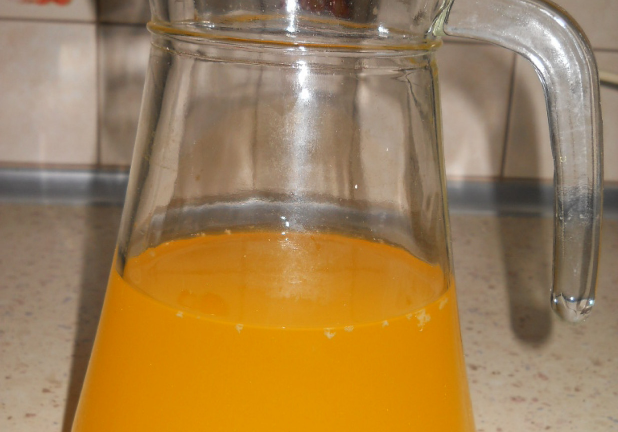 sok z pomarańczy wyciskany foto