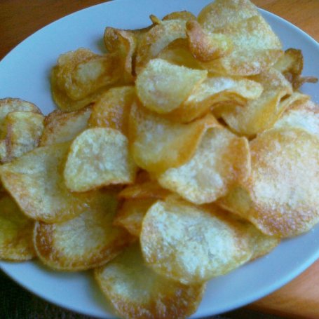 Krok 3 - Solone chipsy z młodych ziemniaków foto