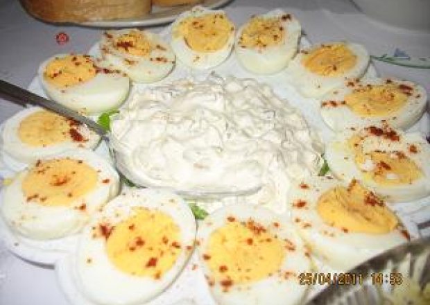 Fotografia przedstawiająca Sos do jajek z pieczarkami