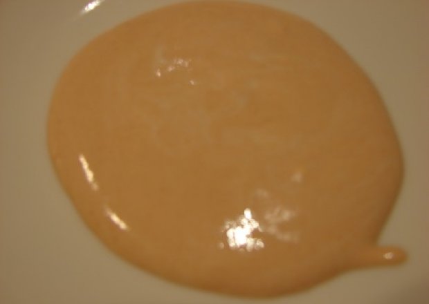 Fotografia przedstawiająca Sos majonezowy z papryką