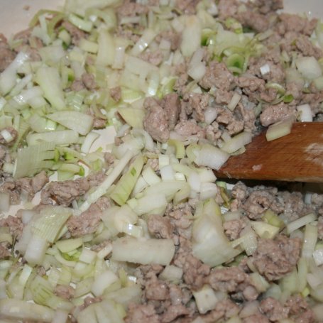 Krok 2 - Sos mięsno - warzywny foto