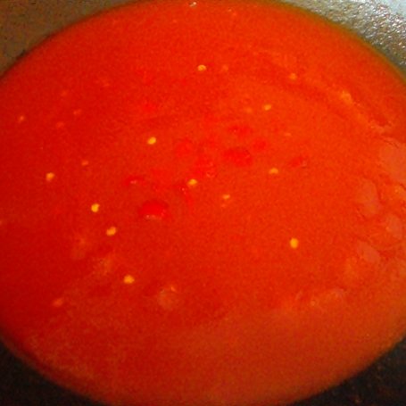 Krok 4 - Sos paprykowo-pomidorowy na ostro foto