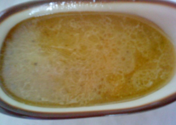 Fotografia przedstawiająca sos pieczeniowy