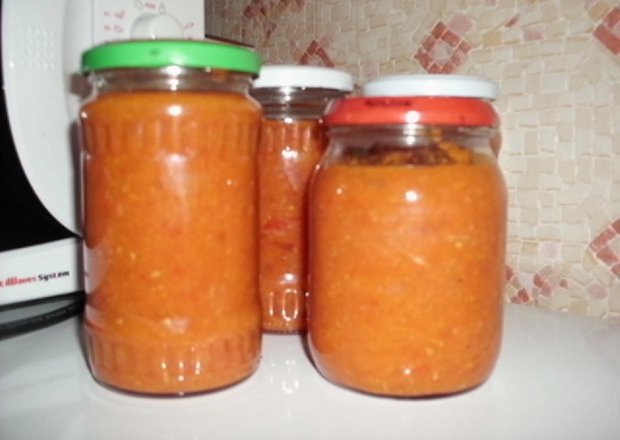 Fotografia przedstawiająca Sos pomidorowo warzywny pasteryzowany