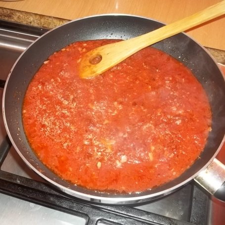 Krok 2 - Sos pomidorowo-ziołowy do pizzy foto
