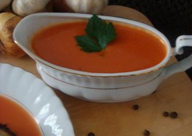 Fotografia przedstawiająca Sos pomidorowy do gołąbków