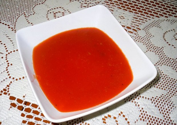 Fotografia przedstawiająca Sos pomidorowy na bulionie