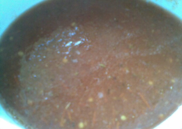 Fotografia przedstawiająca sos pomidorowy pikantno-korzenny