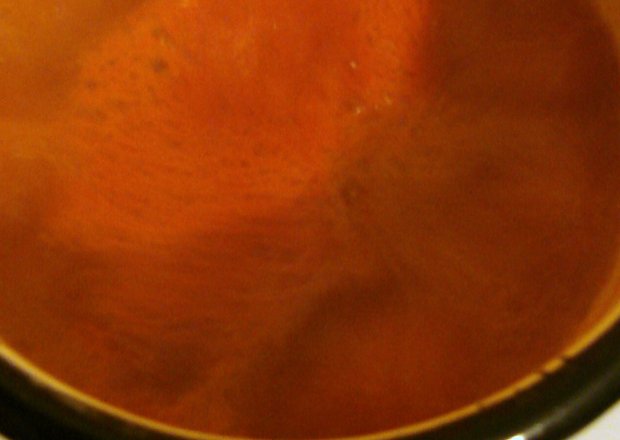 Fotografia przedstawiająca Sos pomidorowy z imbirem Nigelli