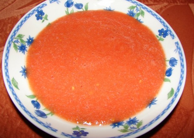 Fotografia przedstawiająca sos pomidorowy z imbirem