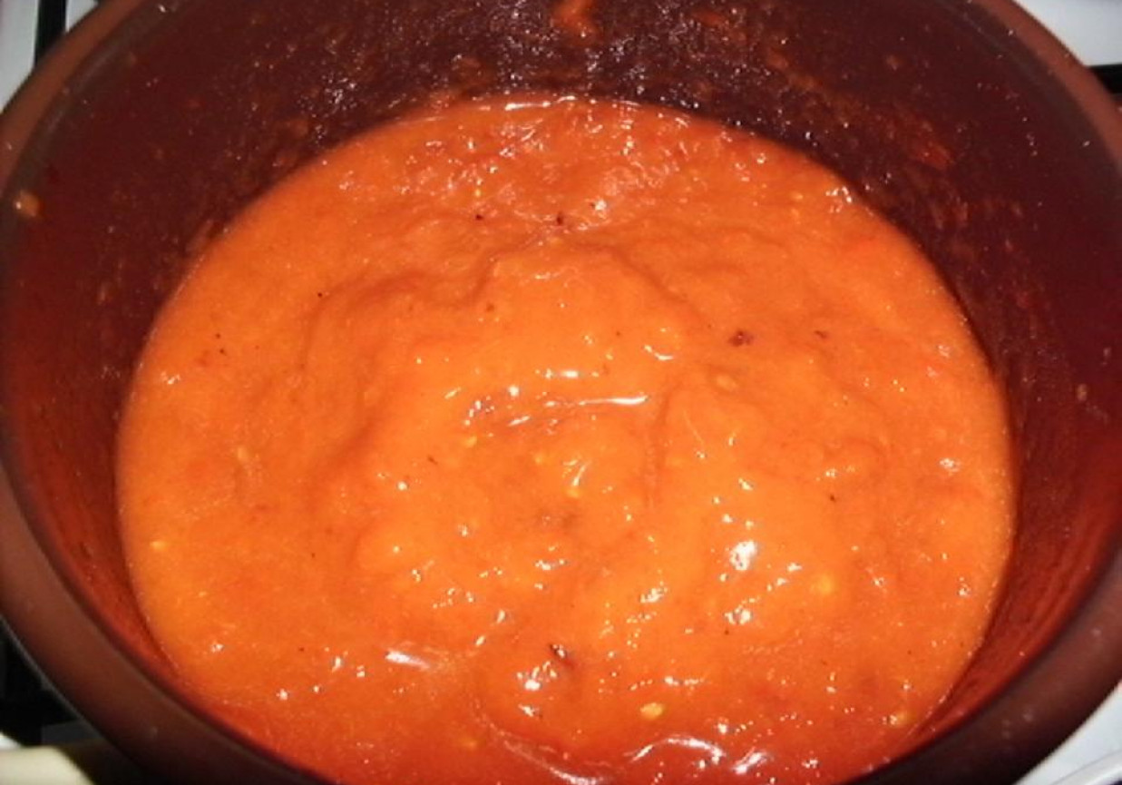 Sos pomidorowy z pieczoną papryką foto