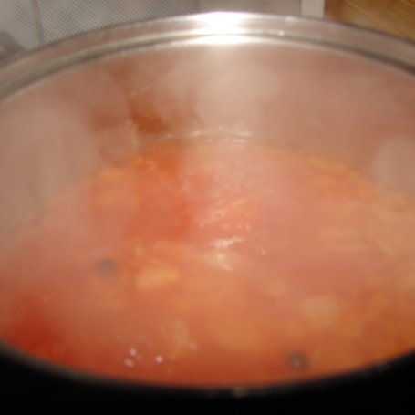Krok 6 - Sos pomidorowy z pietruszką foto