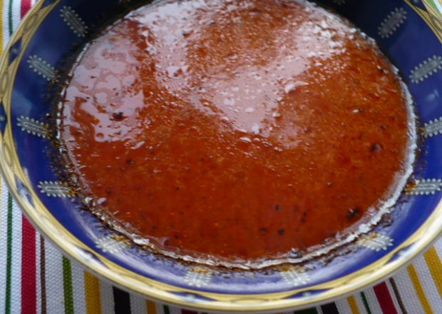 Fotografia przedstawiająca Sos pomidorowy zabielany