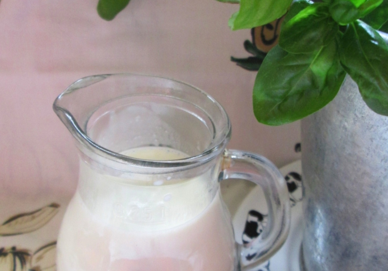 Sos serowo-bazyliowy (do warzyw z wody) foto