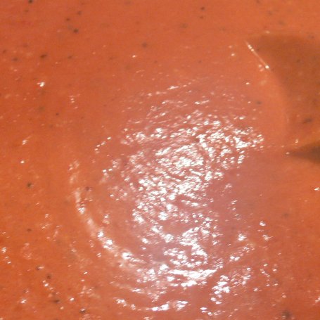 Krok 4 - Sos śmietanowo- pomidorowy foto