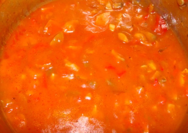 Fotografia przedstawiająca sos z cukini