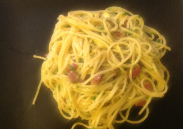 Fotografia przedstawiająca Spagetti carbonara