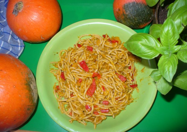 Fotografia przedstawiająca Spagetti z dynią