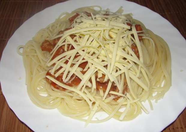Fotografia przedstawiająca Spagetti z mięsem mielonym