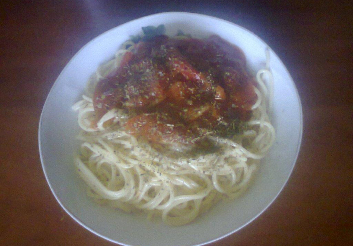 Spagetti z ziołami foto
