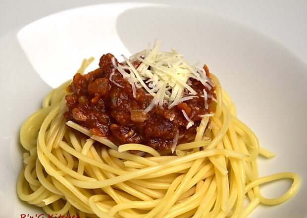 Fotografia przedstawiająca Spaghetti à la bolognese (bezmięsne)