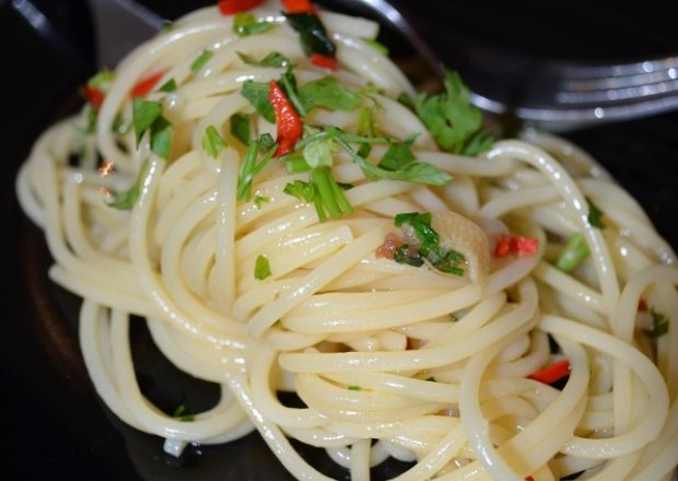 Fotografia przedstawiająca Spaghetti aglio olio e peperoncino