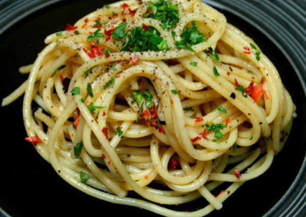 Fotografia przedstawiająca Spaghetti aglio olio